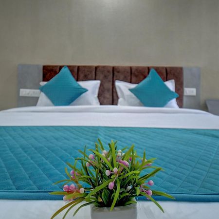 Hotel Cloud 9 Luxury Stay Mysore Esterno foto