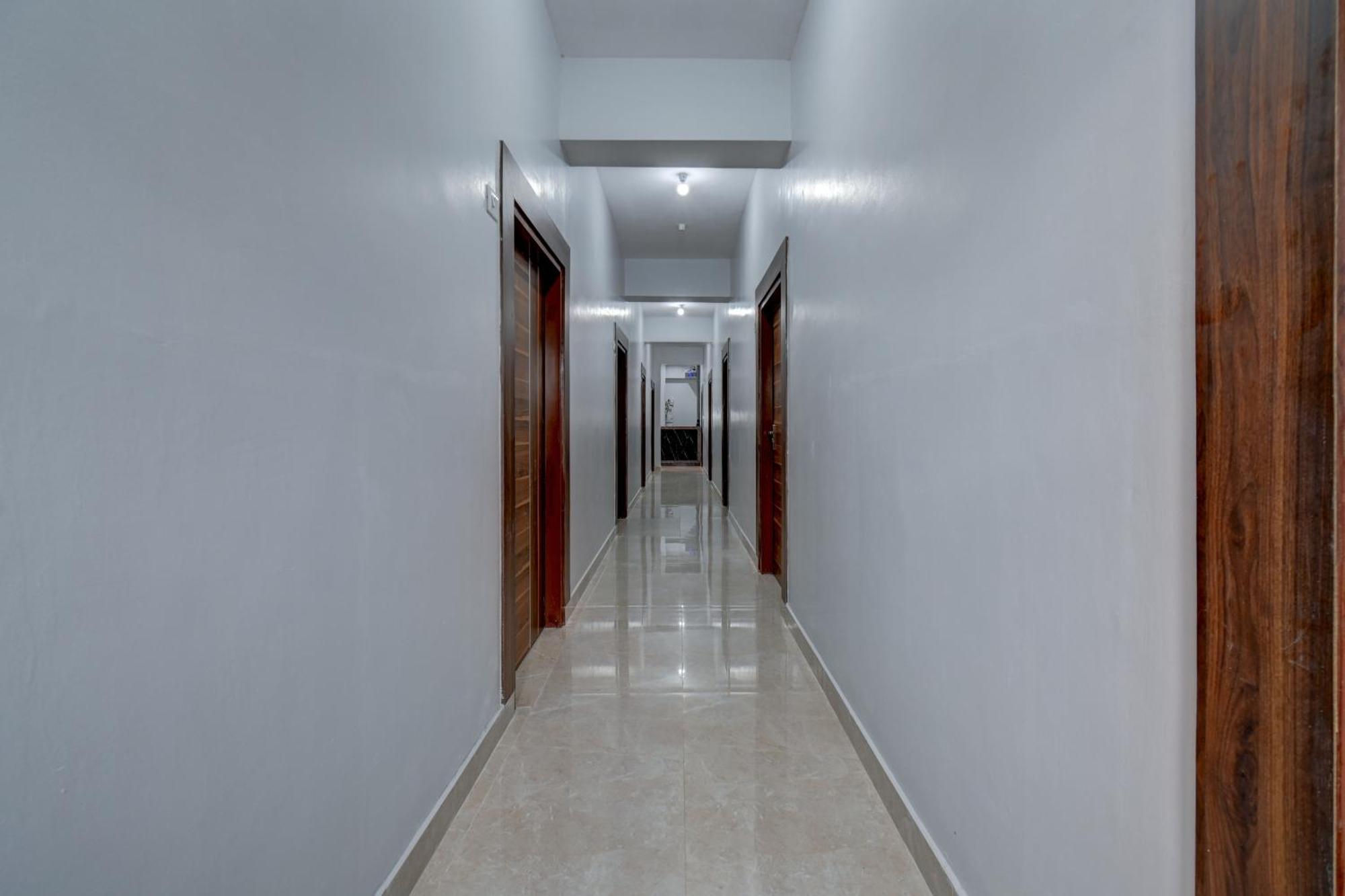 Hotel Cloud 9 Luxury Stay Mysore Esterno foto