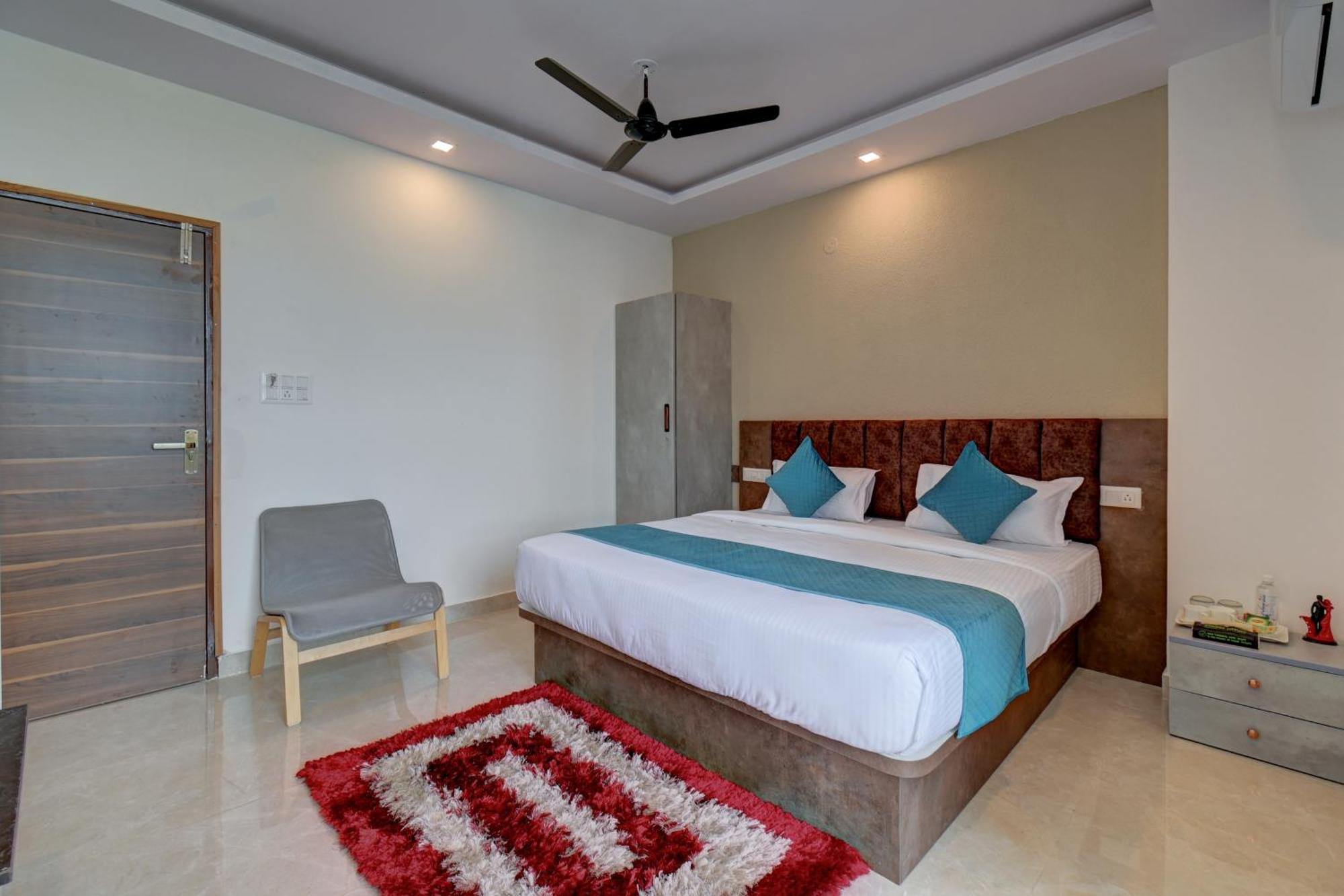 Hotel Cloud 9 Luxury Stay Mysore Esterno foto
