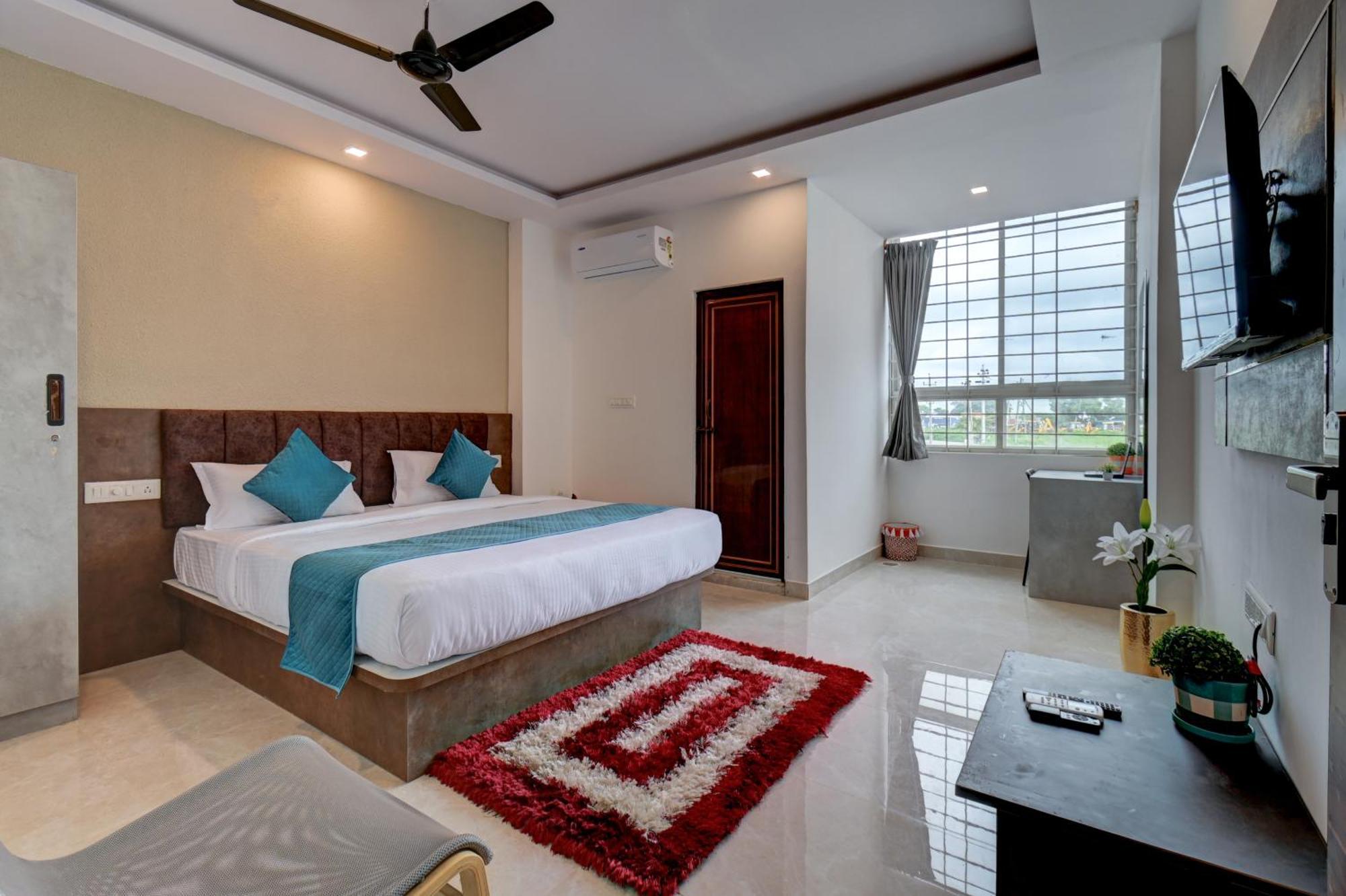 Hotel Cloud 9 Luxury Stay Mysore Esterno foto
