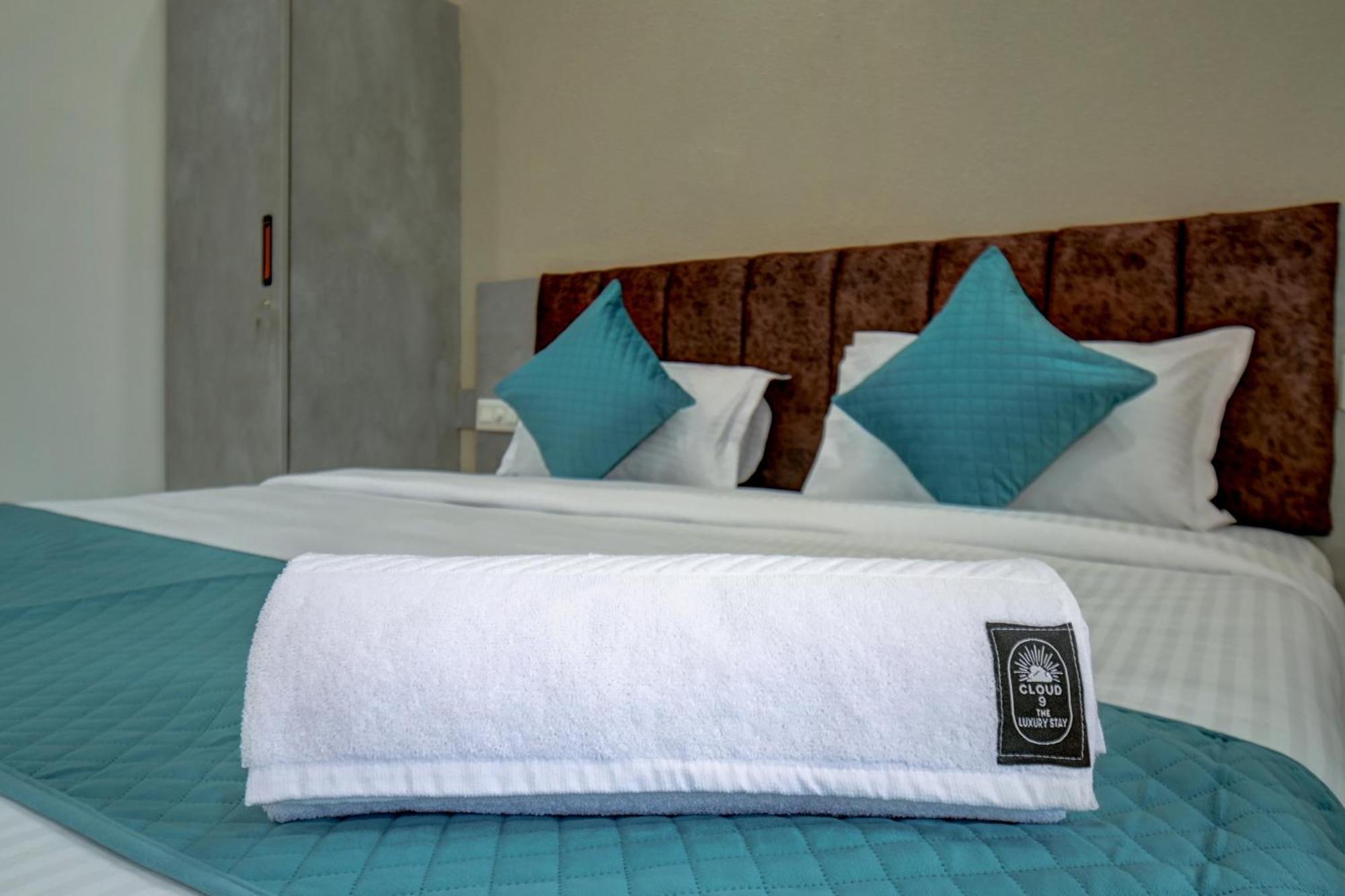 Hotel Cloud 9 Luxury Stay Mysore Esterno foto