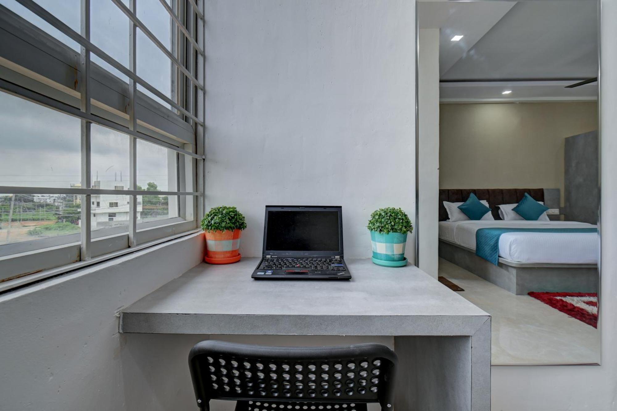 Hotel Cloud 9 Luxury Stay Mysore Esterno foto