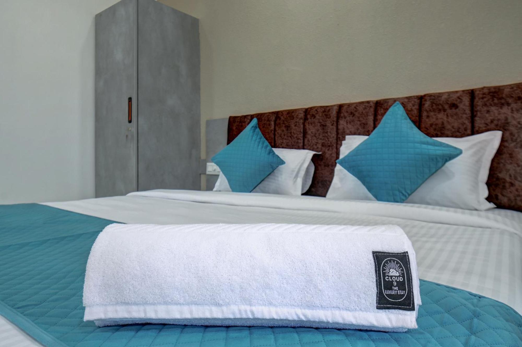 Hotel Cloud 9 Luxury Stay Mysore Esterno foto
