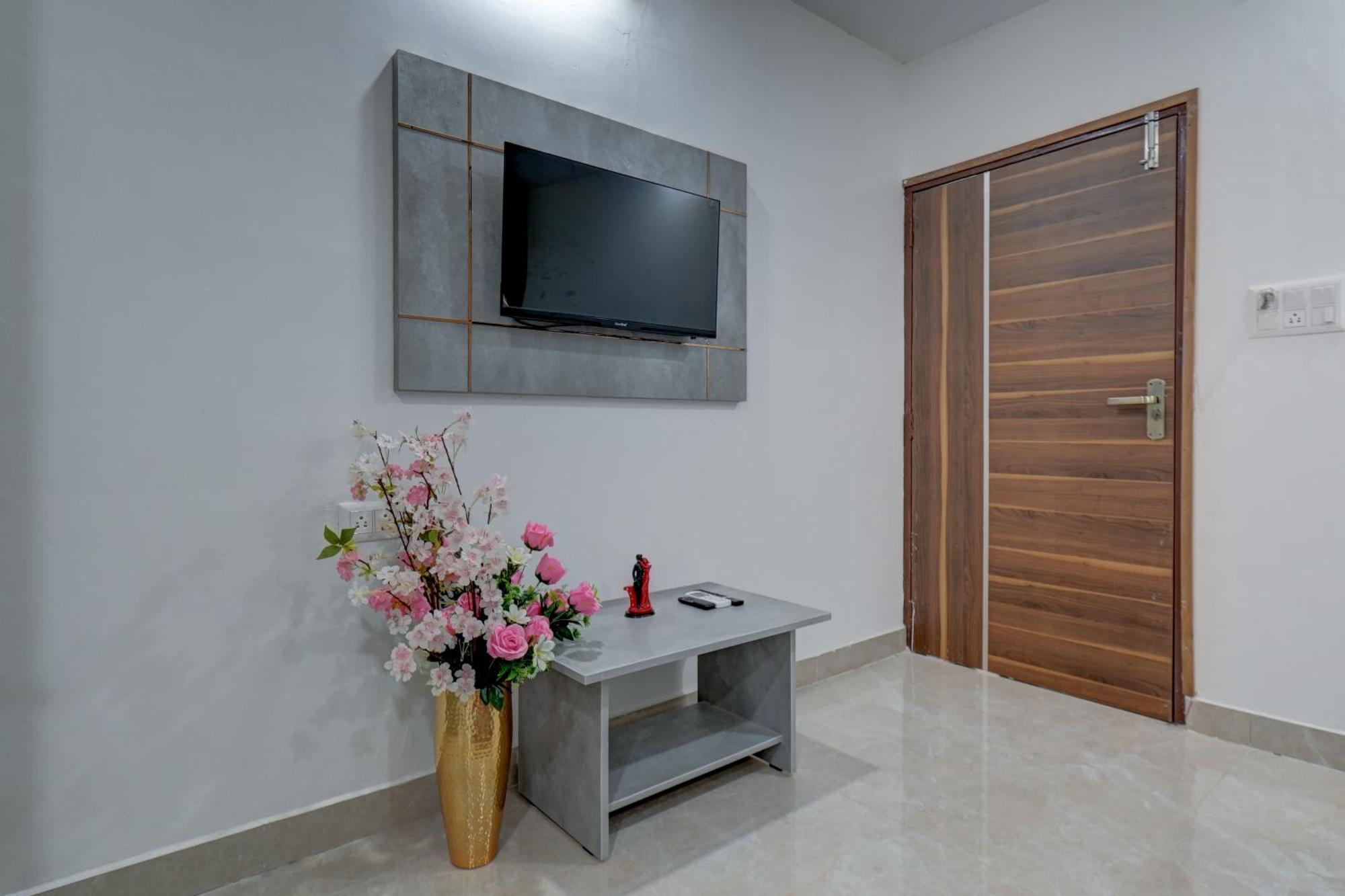Hotel Cloud 9 Luxury Stay Mysore Esterno foto