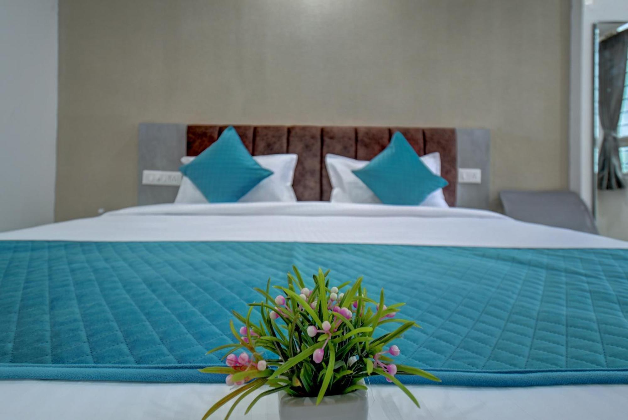 Hotel Cloud 9 Luxury Stay Mysore Esterno foto