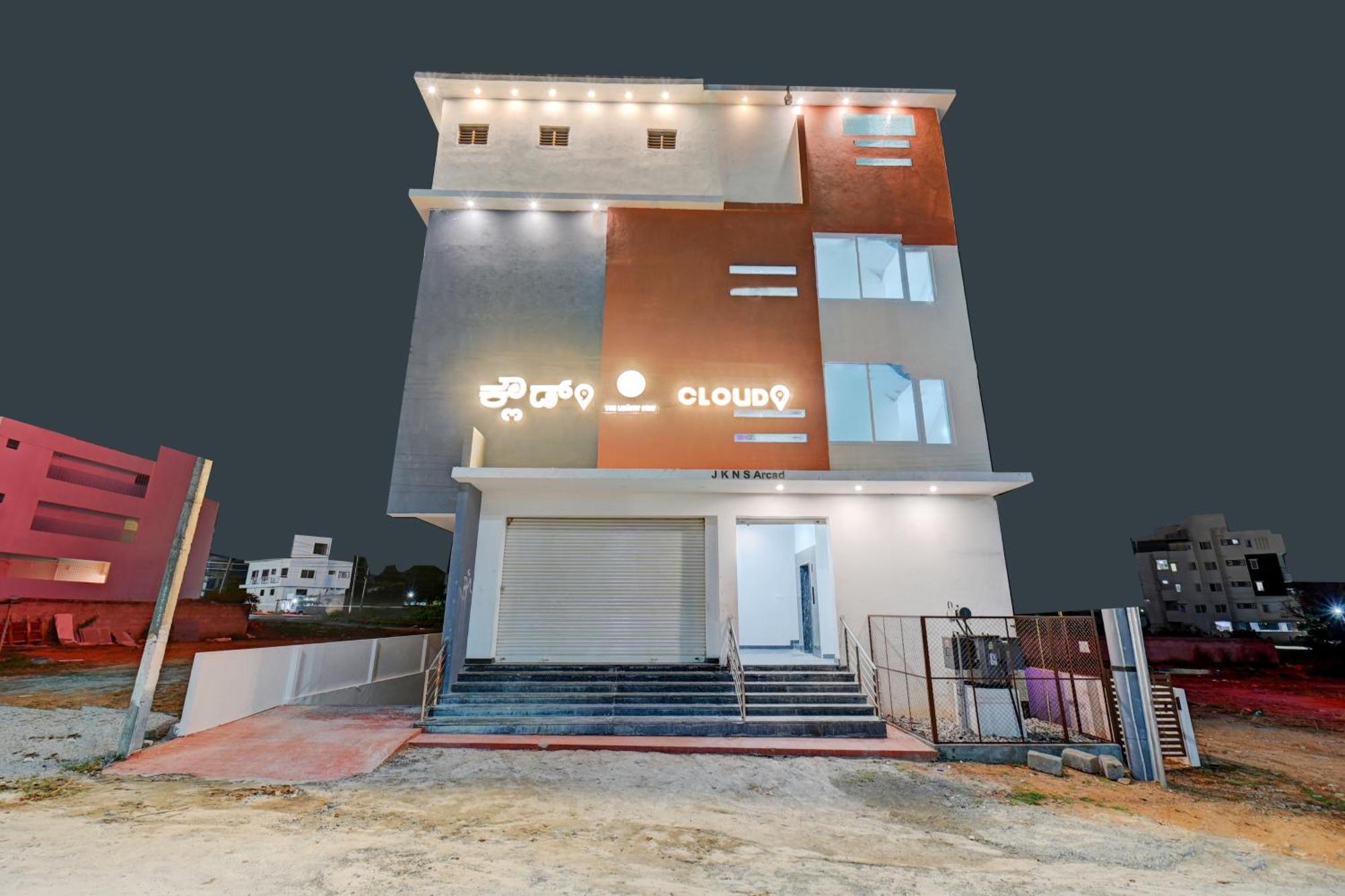 Hotel Cloud 9 Luxury Stay Mysore Esterno foto